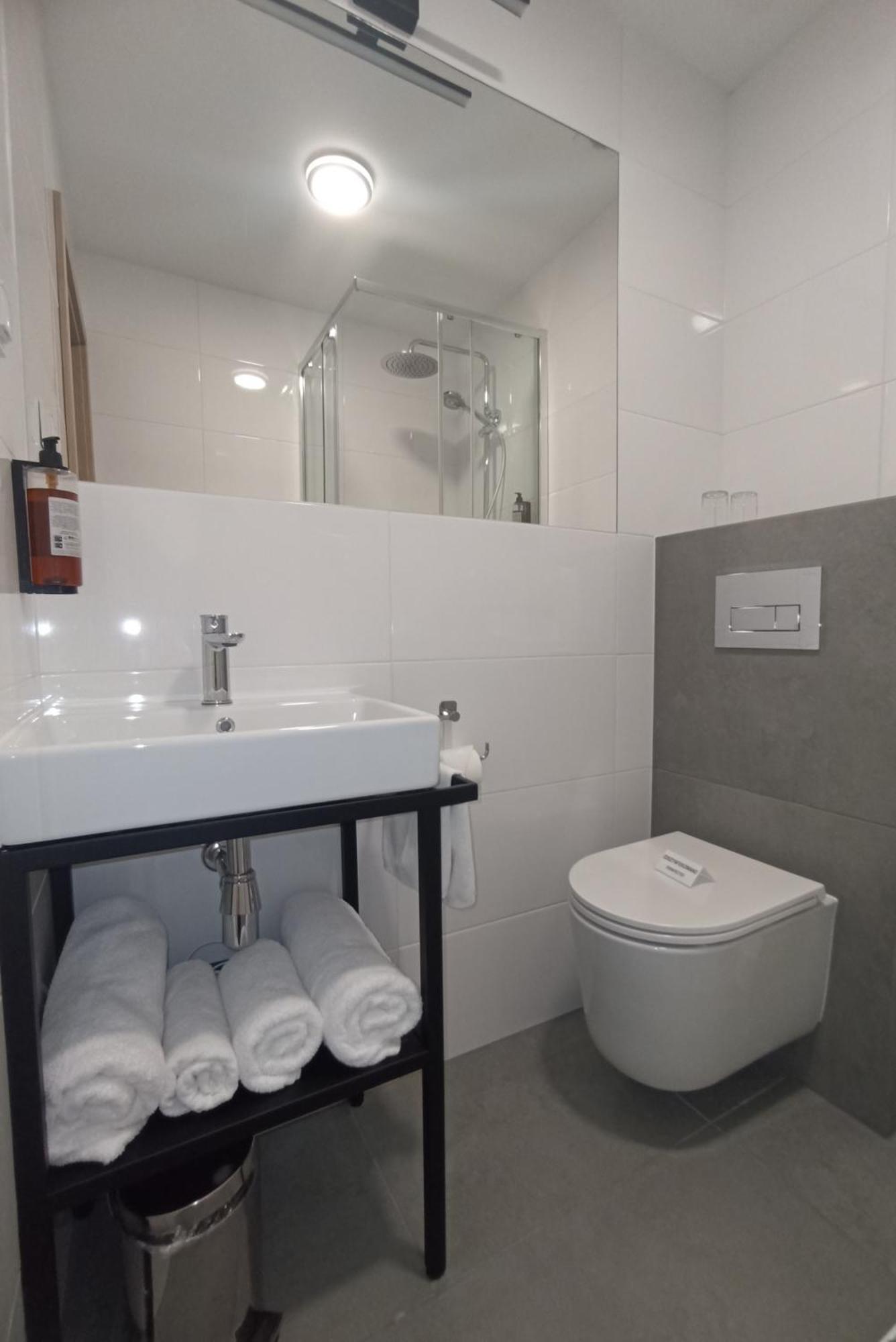 Hotel Pietrak Wągrowiec Habitación foto